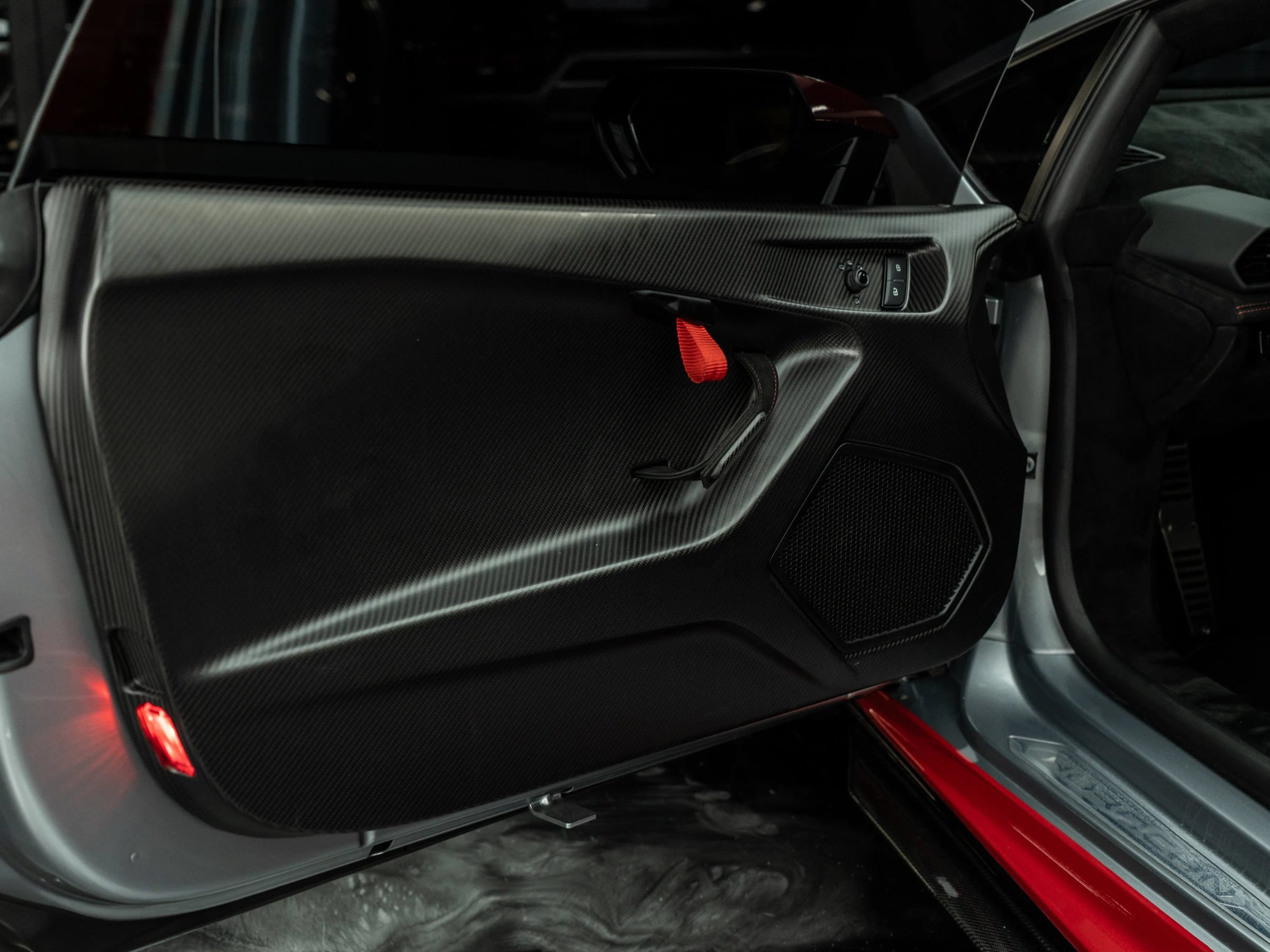 Used 2023 Lamborghini Huracan STO RWD image 37