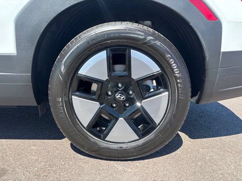 Certified 2026 Hyundai Santa Fe SE AWD/4WD image 35