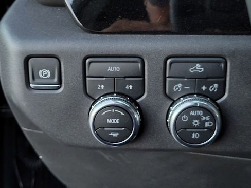 New 2024 GMC Hummer EV 2X w/ Extreme Off-Road Package AWD/4WD image 19