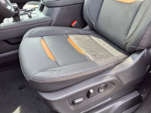 New 2026 GMC Sierra 1500 AT4 w/ Technology Package image 22