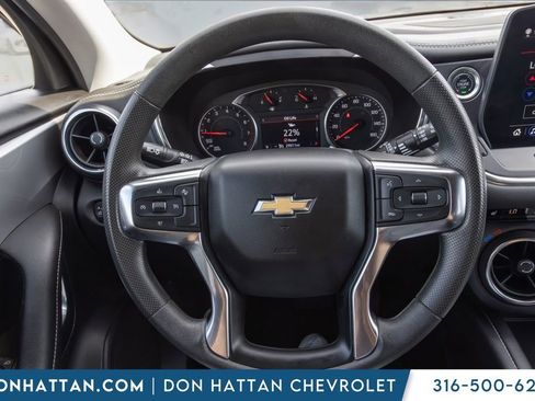 Used 2025 Chevrolet Blazer LT image 5