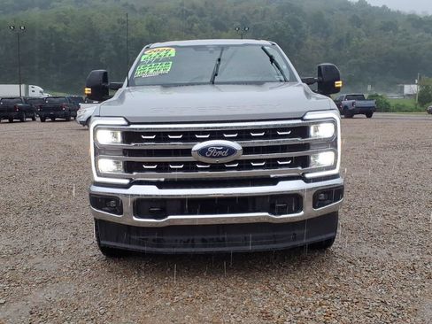 Used 2026 Ford F250 Lariat AWD/4WD image 3