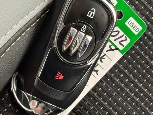 Used 2024 Buick Envista Preferred FWD image 31