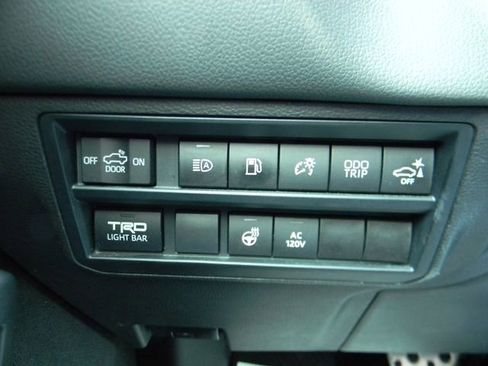 Used 2022 Toyota Tundra TRD Pro AWD/4WD image 18
