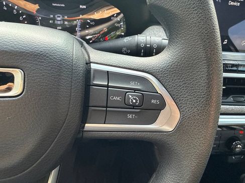 Used 2023 Jeep Compass Sport AWD/4WD image 27