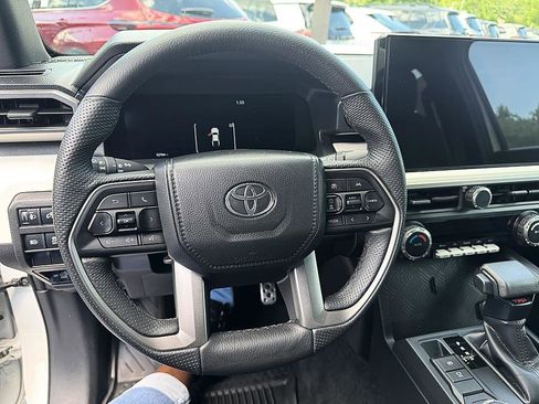 Used 2024 Toyota Tacoma TRD Sport RWD image 12