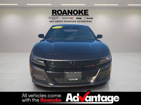 Used 2019 Dodge Charger SXT image 15