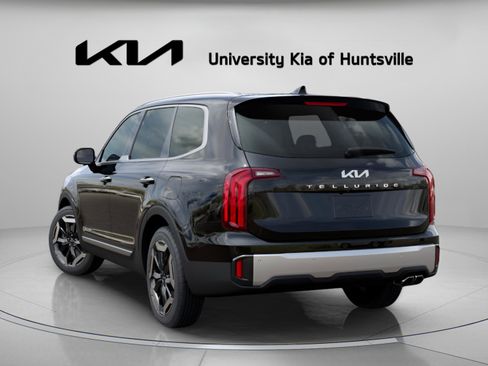 New 2025 Kia Telluride S image 5