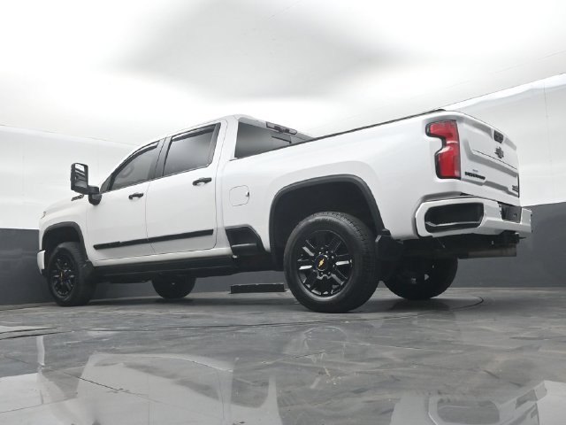 Used 2024 Chevrolet Silverado 3500 High Country w/ High Country Premium Package AWD/4WD image 51