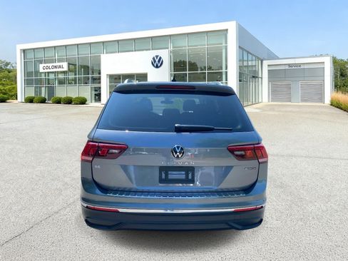 Used 2024 Volkswagen Tiguan SE AWD/4WD image 4