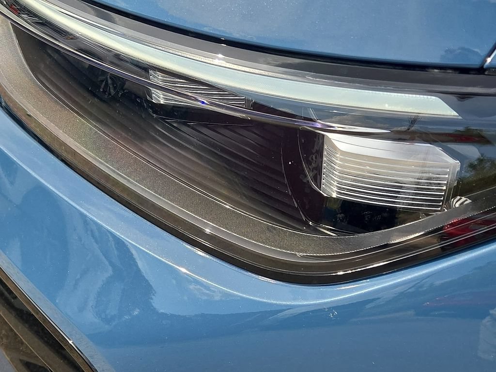 New 2026 Volkswagen Tiguan SE R-Line FWD image 7
