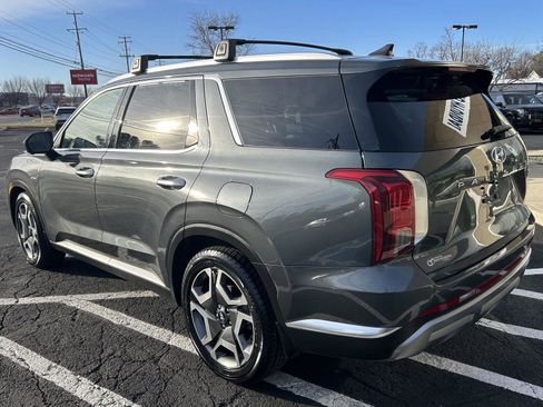 Used 2023 Hyundai Palisade Limited AWD/4WD image 4