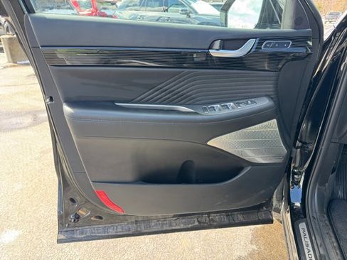 Certified 2025 Hyundai Palisade Calligraphy AWD/4WD image 23