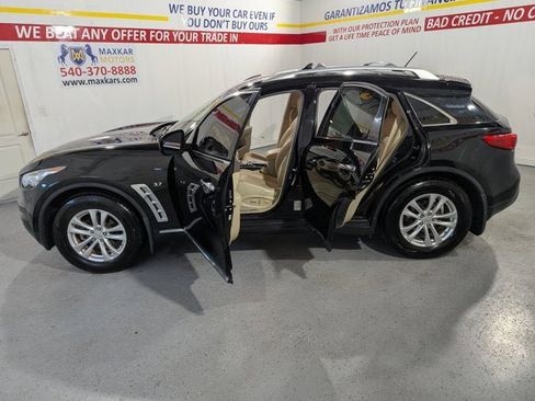 Used 2017 INFINITI QX70 AWD w/ Premium Package image 13