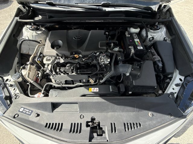 Used 2022 Toyota Camry SE w/ Convenience Package FWD image 27