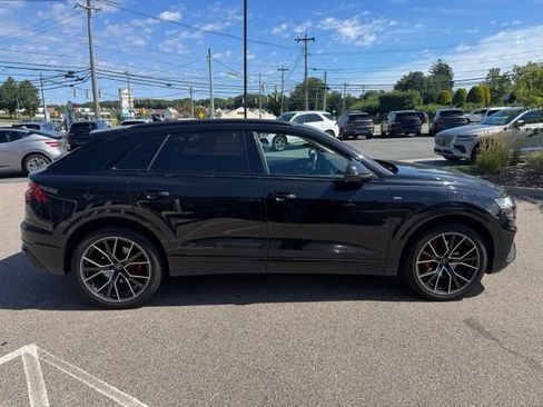 Used 2023 Audi Q8 Prestige AWD/4WD image 12