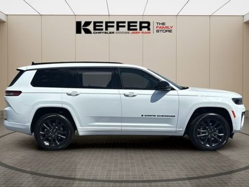 New 2026 Jeep Grand Cherokee L Limited AWD/4WD image 6