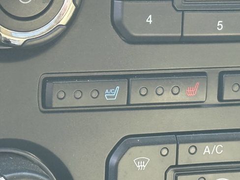 Used 2015 Ford Expedition EL Limited w/ Equipment Group 301A image 12