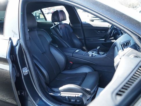 Used 2016 BMW M6 image 31