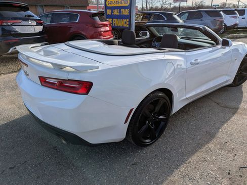 Used 2017 Chevrolet Camaro LT RWD image 6