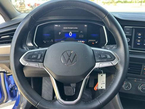 Used 2022 Volkswagen Jetta Sport FWD image 10