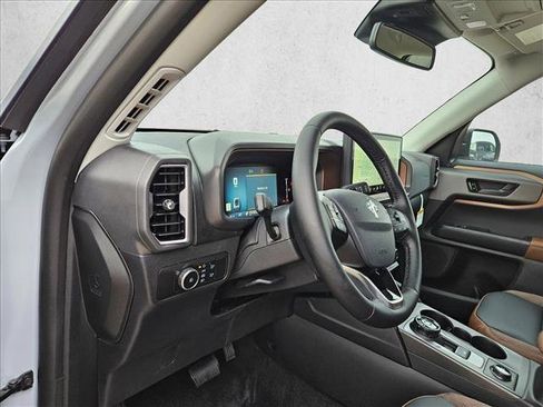 New 2026 Ford Bronco Sport Outer Banks w/ Outer Banks Tech Package+ AWD/4WD image 3