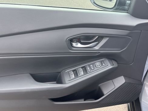 Used 2025 Honda Accord SE image 17