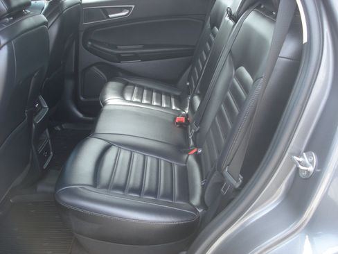 Used 2022 Ford Edge SEL w/ Cargo Accessory Package image 38