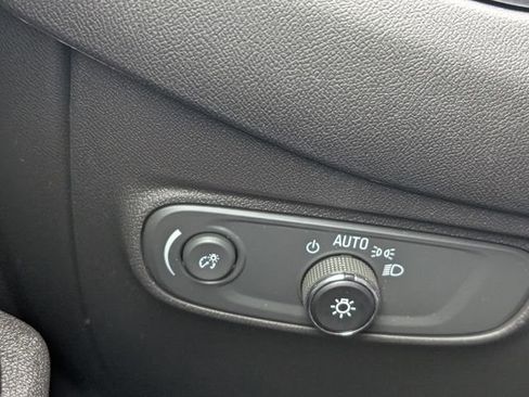 Used 2024 Chevrolet Equinox LT w/ LPO, Floor Liner Package image 20