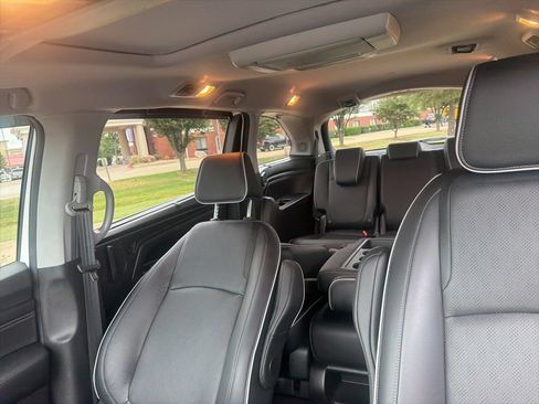 Used 2024 Honda Odyssey Elite image 33