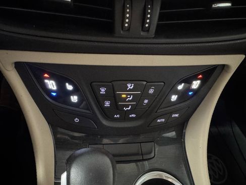 Used 2017 Buick Envision Premium w/ Driver Confidence Package AWD/4WD image 20
