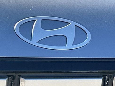 New 2026 Hyundai Santa Fe SE image 10