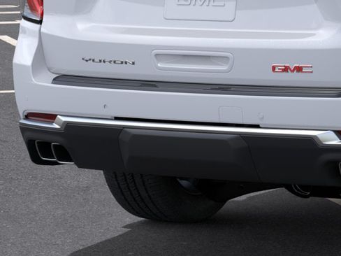 New 2026 GMC Yukon XL Denali w/ Denali Reserve Package RWD image 14