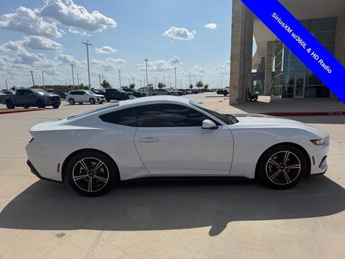 Used 2024 Ford Mustang Coupe RWD image 9