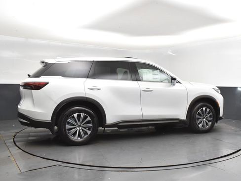 New 2026 INFINITI QX60 Pure w/ Cargo Package image 8