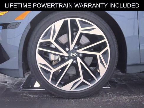 Used 2024 Hyundai Ioniq 6 SEL AWD/4WD image 5