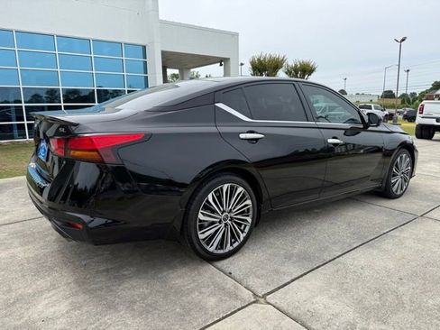 Used 2023 Nissan Altima 2.5 SL FWD image 3