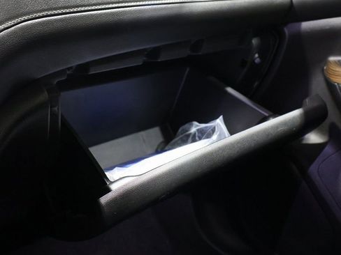 Used 2021 GMC Acadia SLE w/ Driver Convenience Package image 33