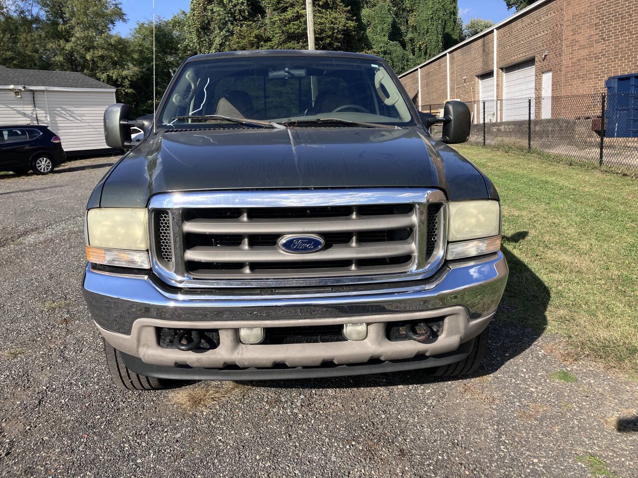Used 2004 Ford F250 Lariat AWD/4WD image 2