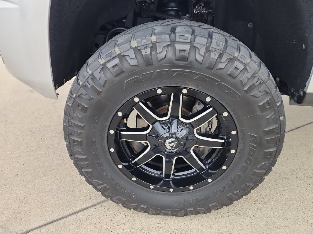 Used 2019 Chevrolet Colorado W/T w/ Custom Special Edition RWD image 10