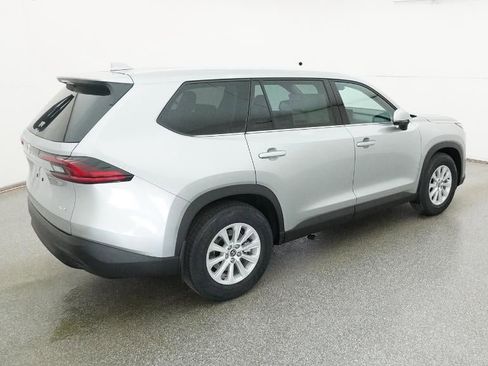 New 2026 Toyota Grand Highlander XLE image 42