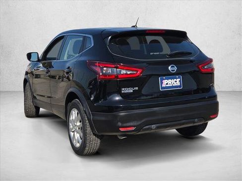 Used 2021 Nissan Rogue Sport S image 7
