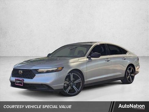 Used 2024 Honda Accord Sport image 1