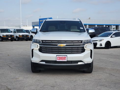 Used 2023 Chevrolet Tahoe Premier RWD image 2