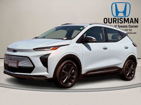 Used 2022 Chevrolet Bolt EUV Premier w/ Launch Edition FWD image 2