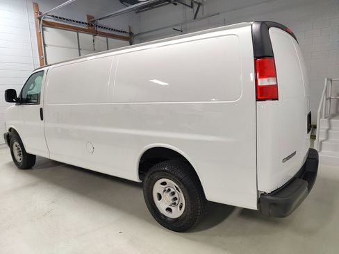 Used 2023 Chevrolet Express 2500 Extended w/ Driver Convenience Package RWD image 19