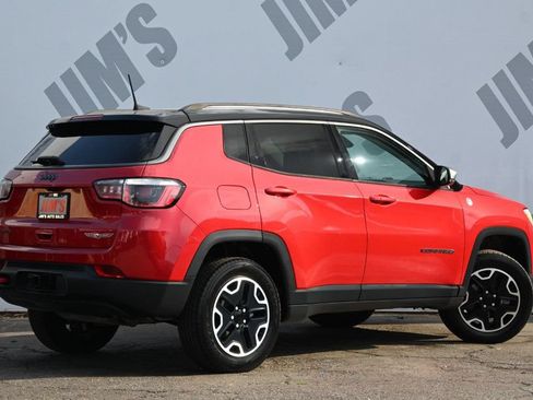 Used 2017 Jeep Compass Trailhawk w/ Leather Interior Group AWD/4WD image 5