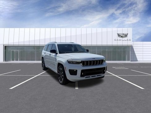 Used 2023 Jeep Grand Cherokee L Overland w/ Rear Seat Video Group I AWD/4WD image 1