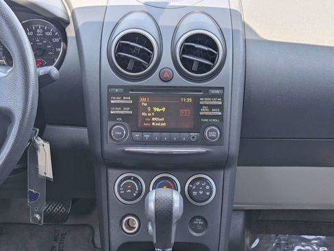 Used 2015 Nissan Rogue S w/ Convenience Package image 18