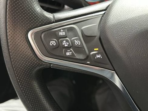 Used 2025 Chevrolet Malibu LT FWD image 11